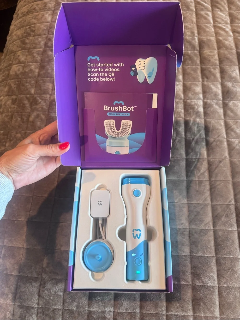 Willo BrushBot Kid’s Toothbrush Handle (not brush head) with charging base